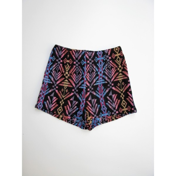 LF NaaNaa High Rise Woven Aztec Shorts XS NWT - Picture 1 of 3